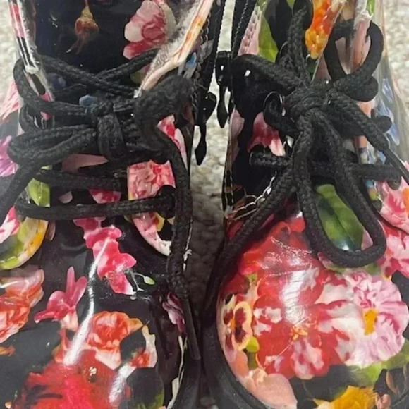 Floral Kids Boots Size 24EU - 7.5US Kids Kids Rain Snow Fall Winter - Picture 5 of 6